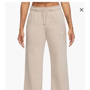 Womens Nike Club Fleece Sweatpants